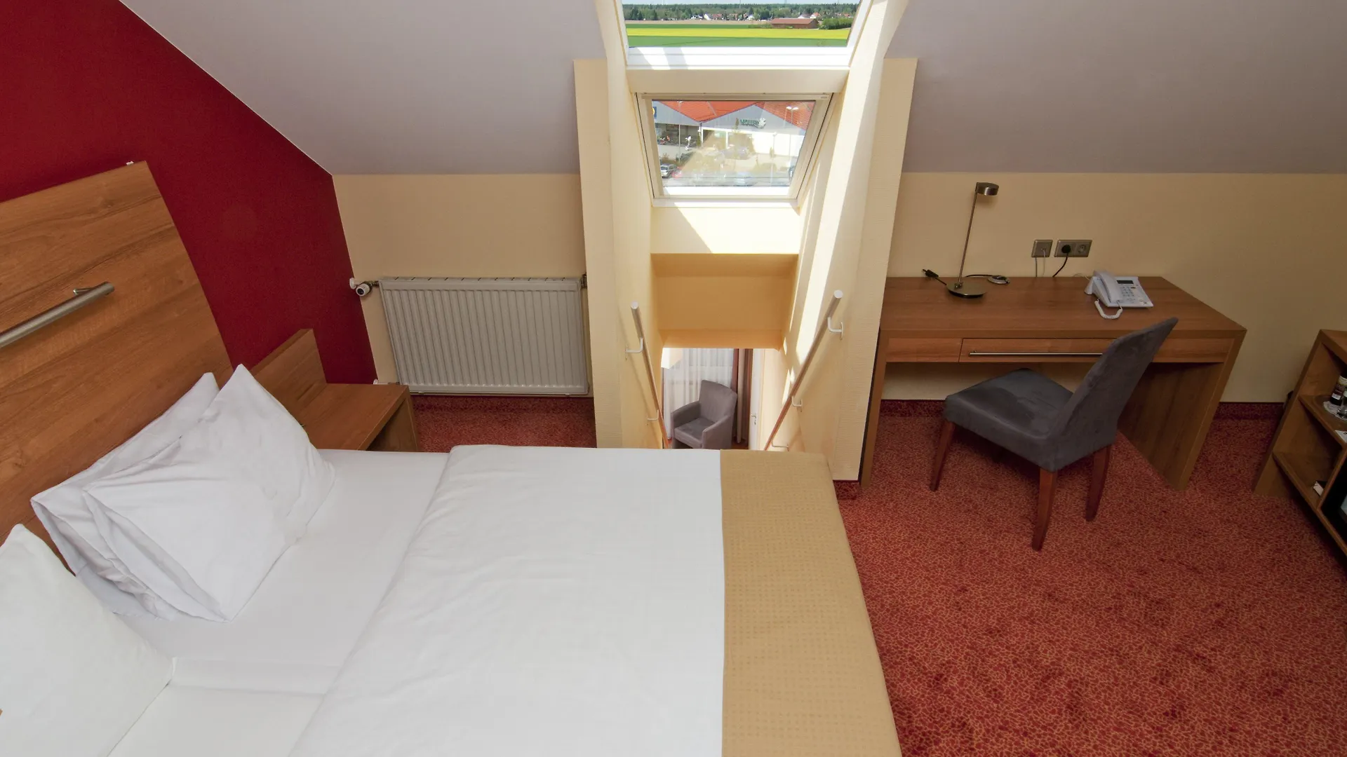 **** Hotel Holiday Inn Munich Unterhaching By Ihg Germany