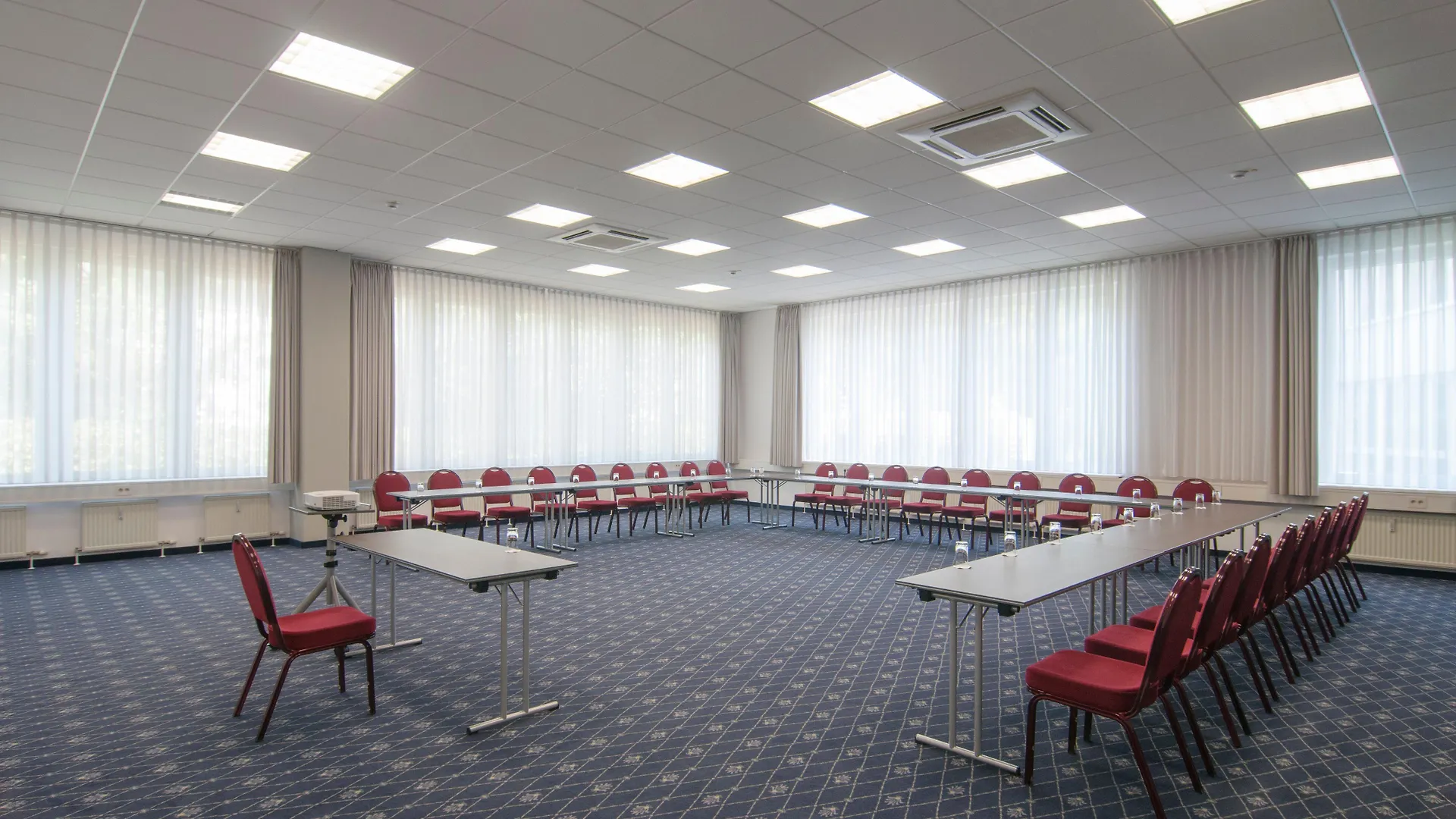 Hotel Holiday Inn Munich Unterhaching By Ihg