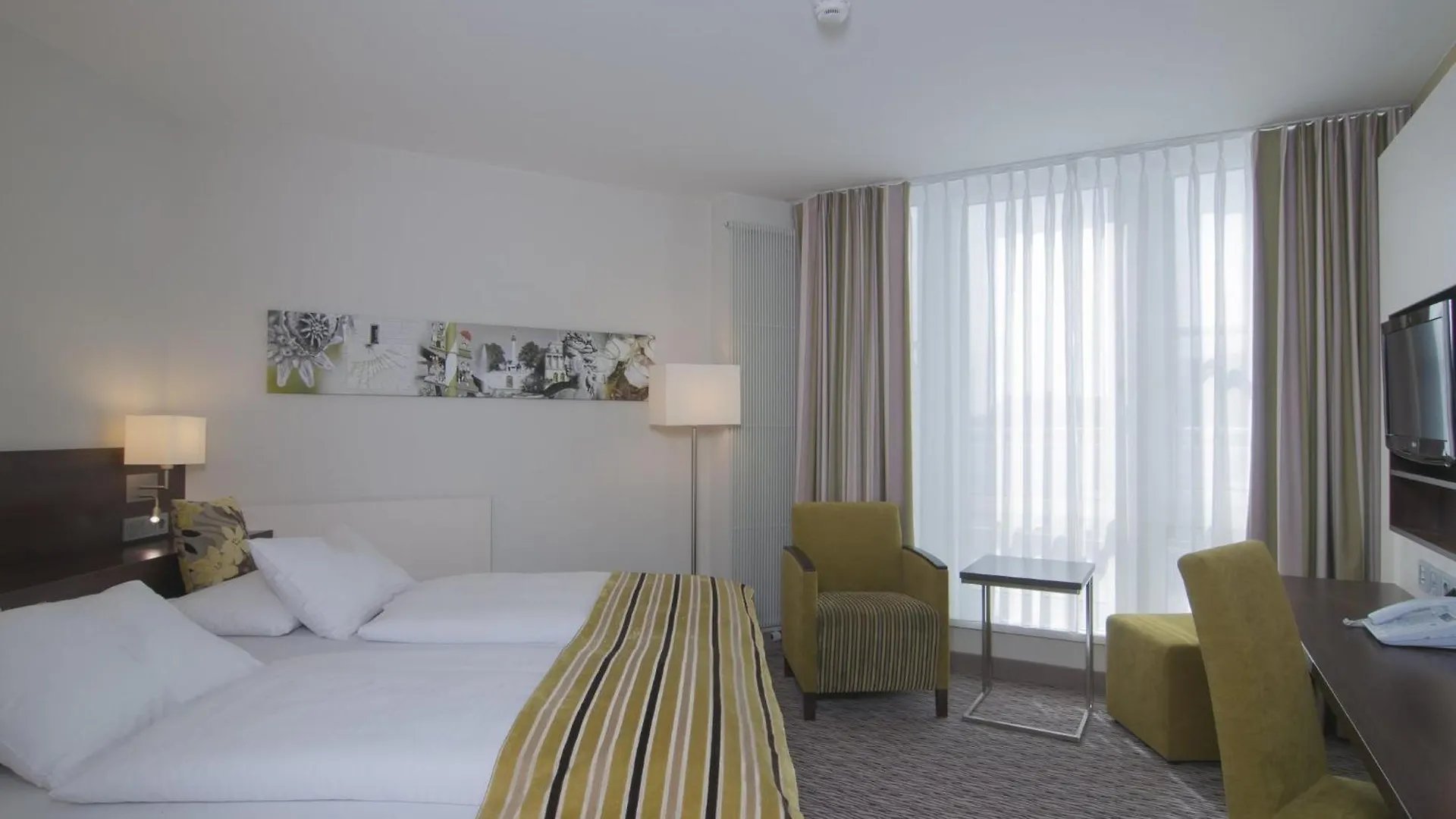 Hotel Holiday Inn Munich Unterhaching By Ihg