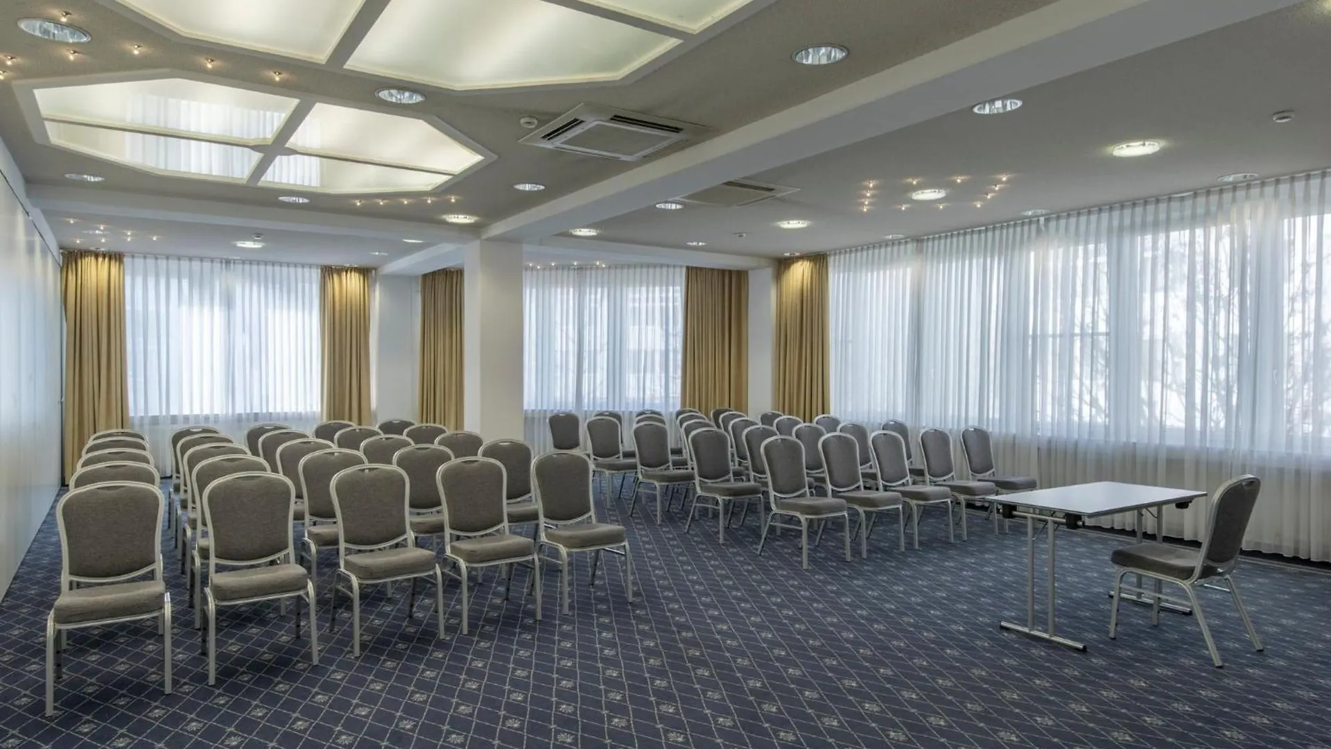 Holiday Inn Munich Unterhaching By Ihg